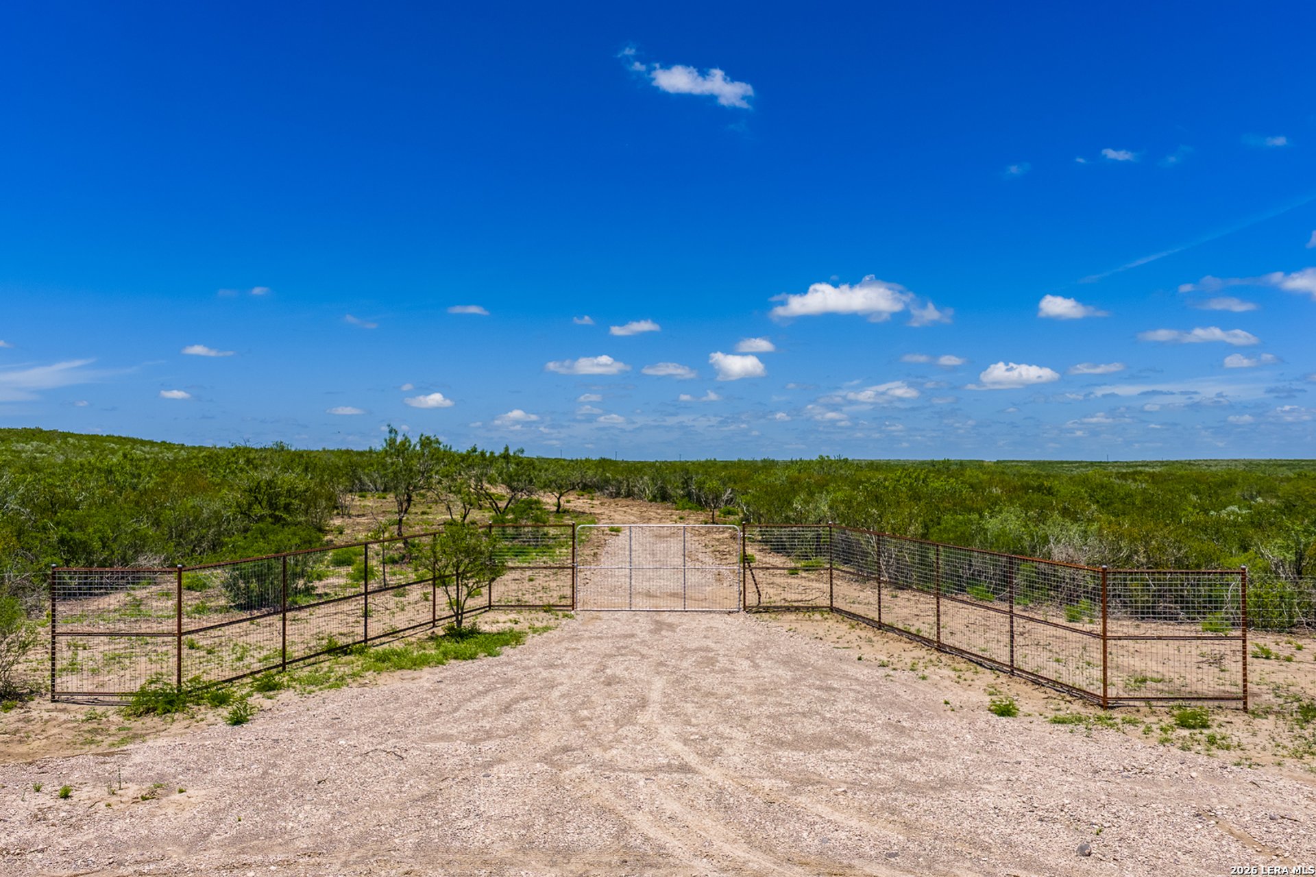 111 Los Lomas Ranch Road, FREER, TX, 78357