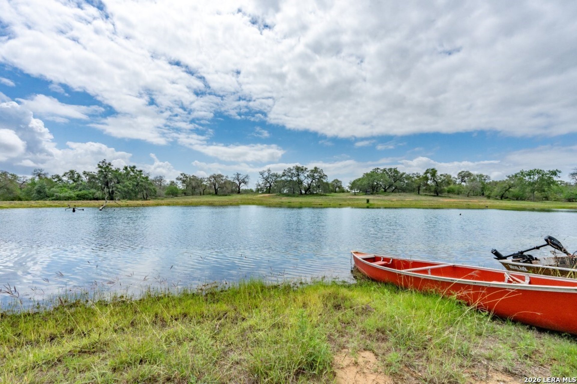 24 Sir David Ln, POTEET, TX, 78065