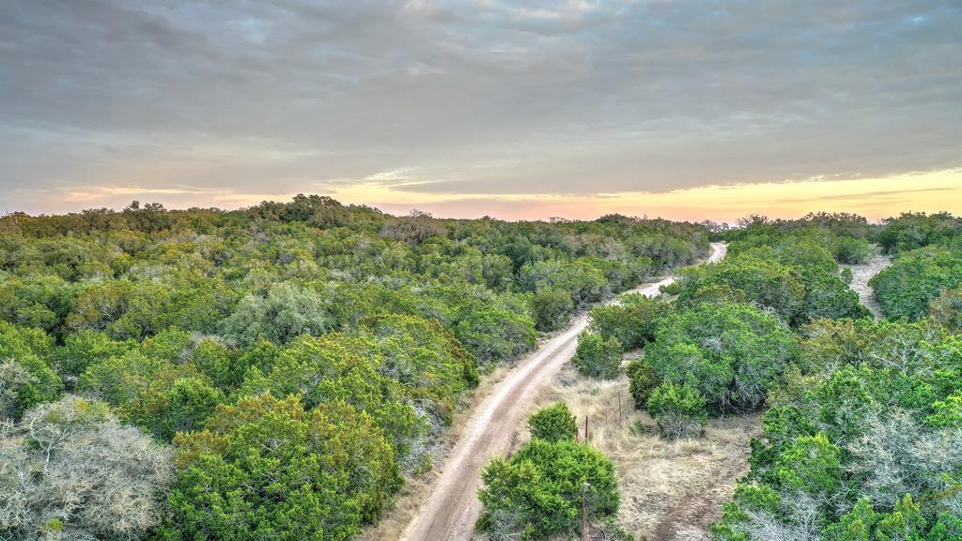 438-2 Yellowstone Lane, Hunt, TX, 78024