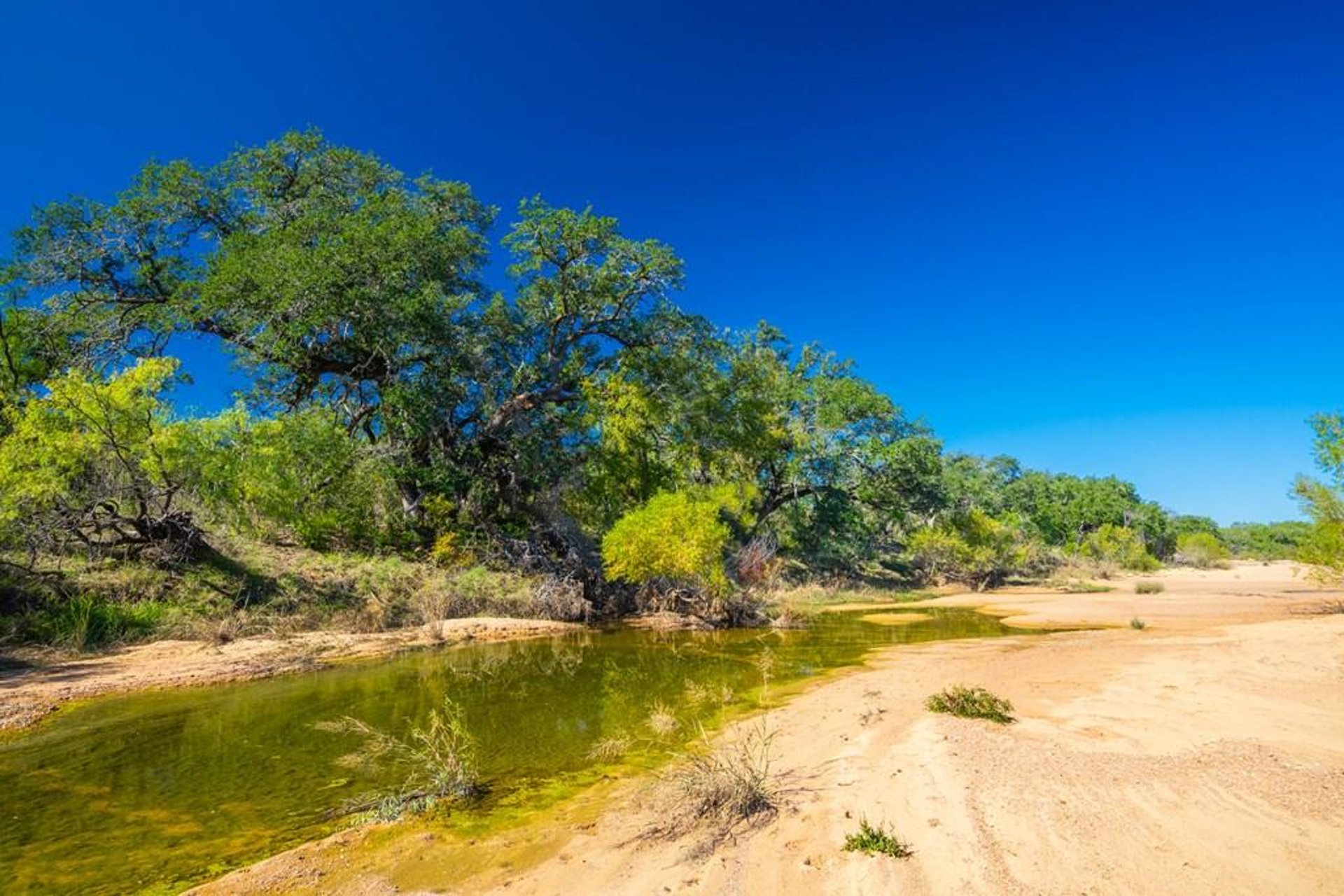 000 County Rd 102, Llano, TX, 78643