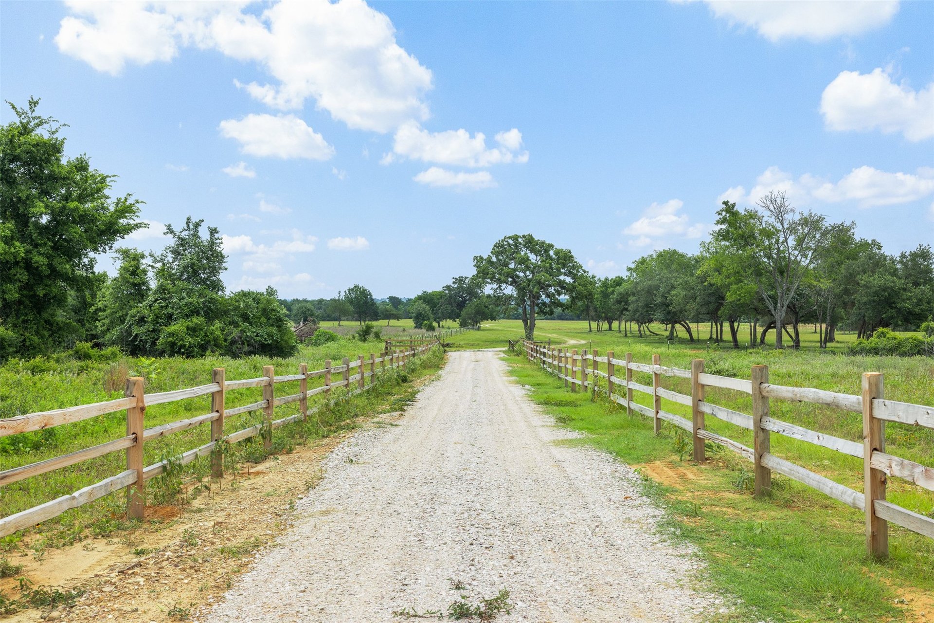 3320 County Road 430, Dime Box, TX, 77853