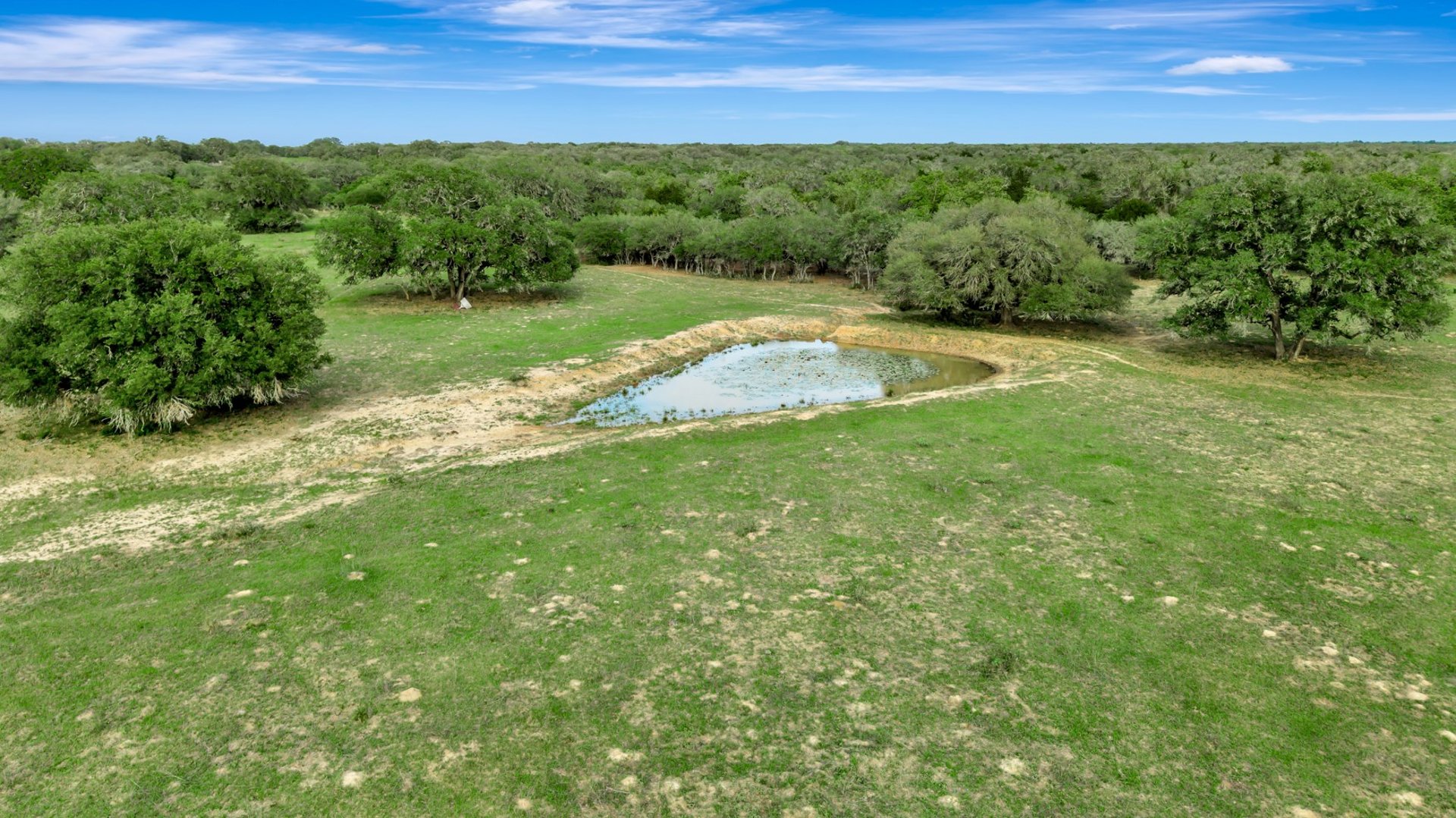 16297B State Highway 111, Yoakum, TX, 77995