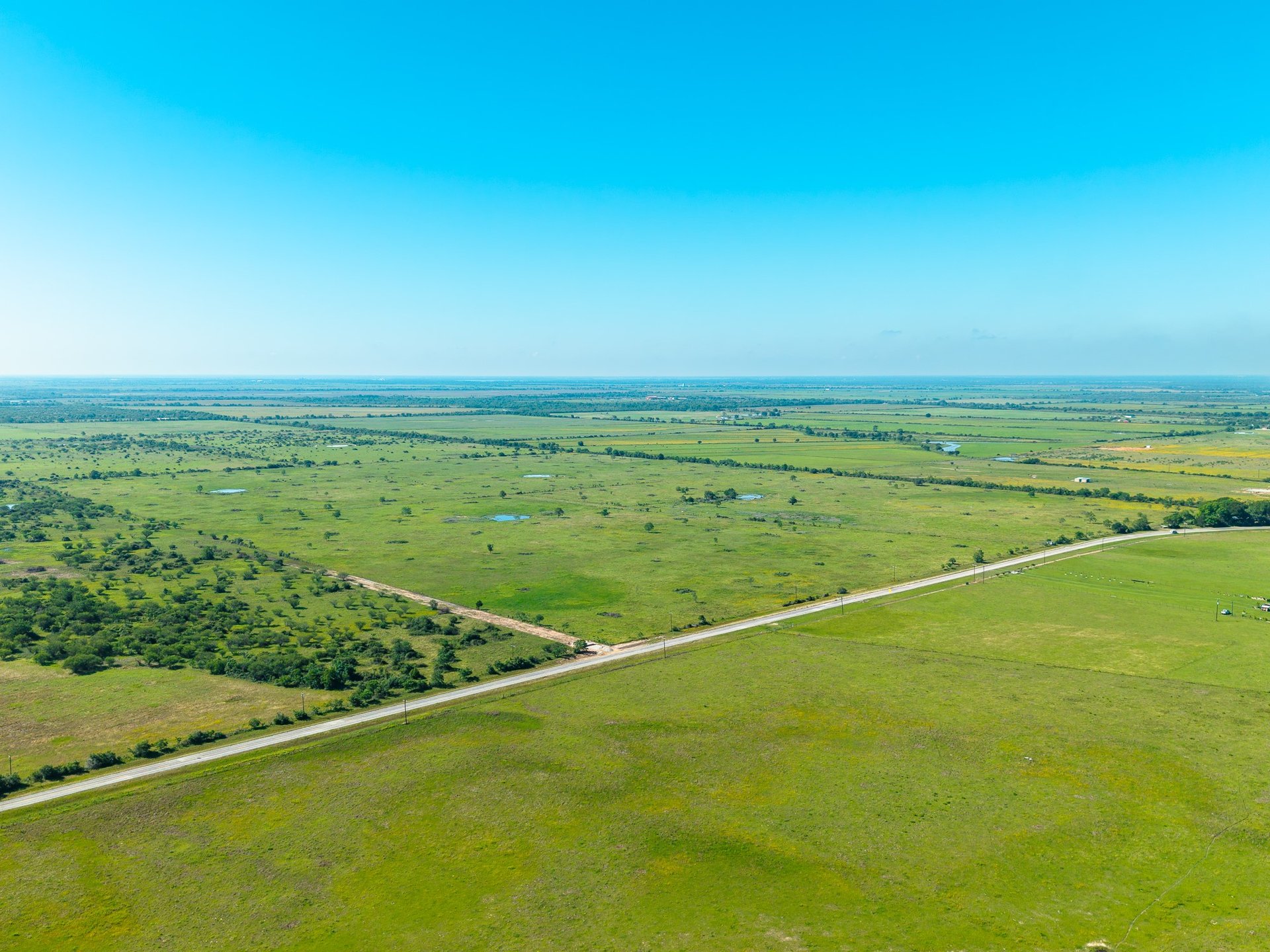 1929 FM 2761, Cat Spring, TX, 78933