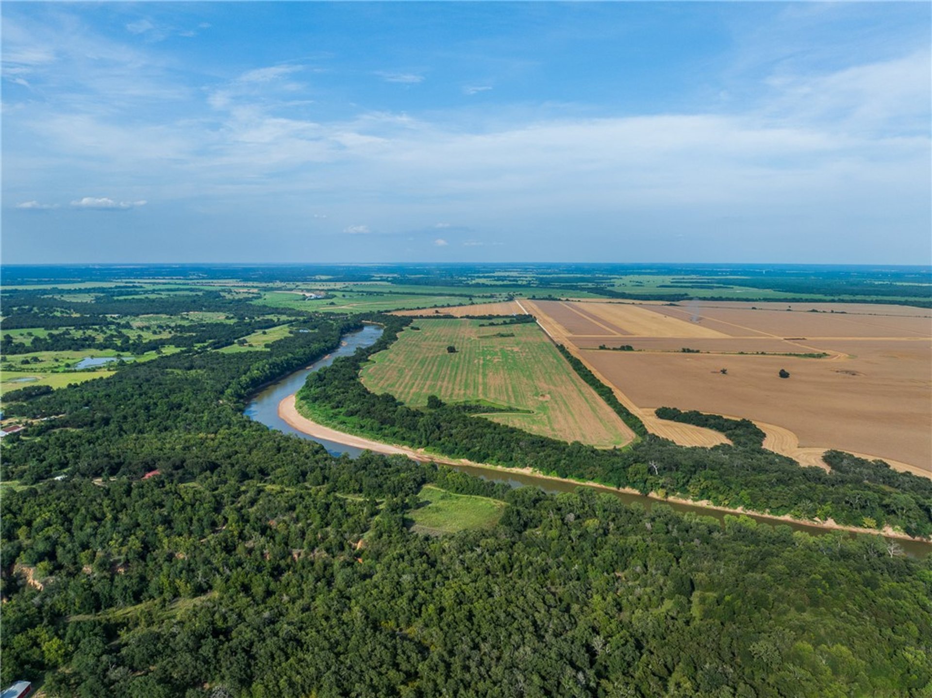 +/-212 AC Black Bridge Road