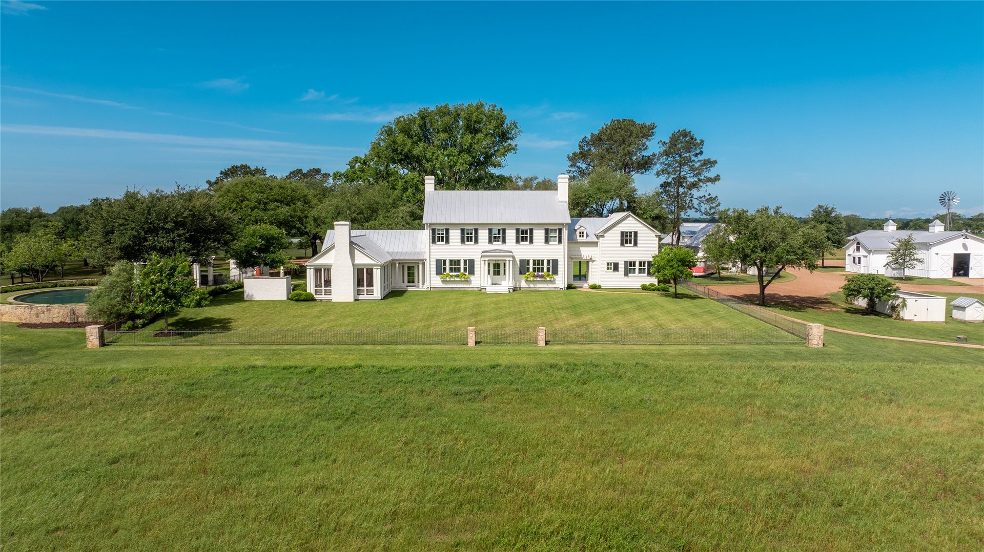 2228 Centerhill, Bellville, TX, 77418
