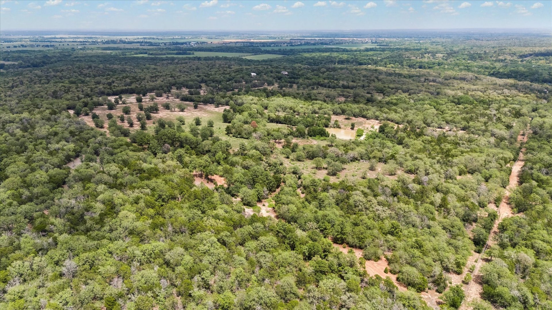1611 Bartons Creek Road, Smithville, TX, 78957