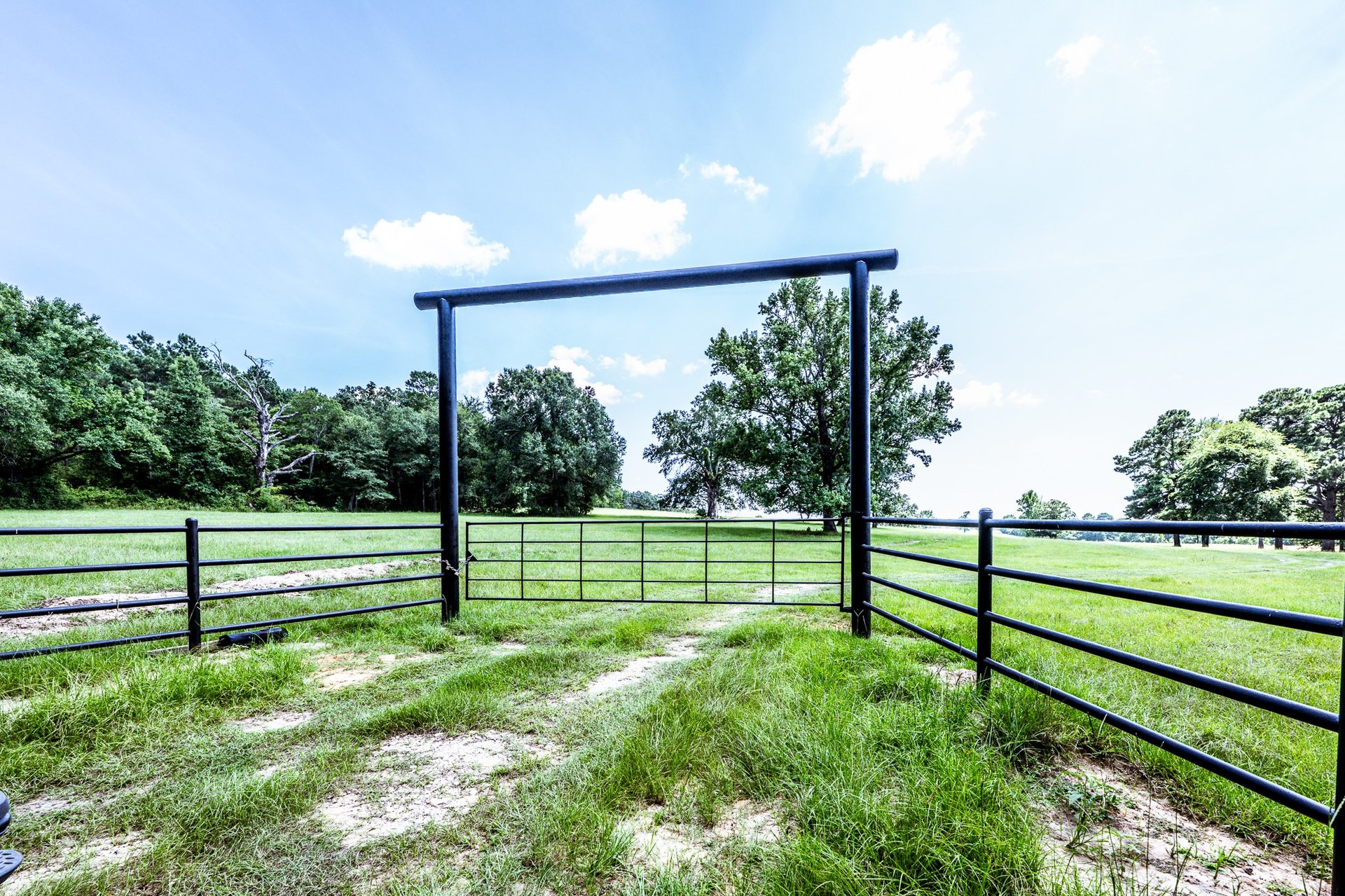 996 CR 1835, Crockett, TX, 75835