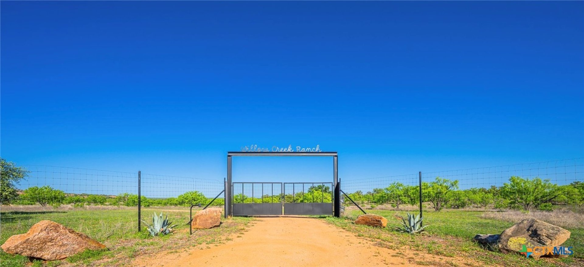 5230 County Road 409, TX, 76885