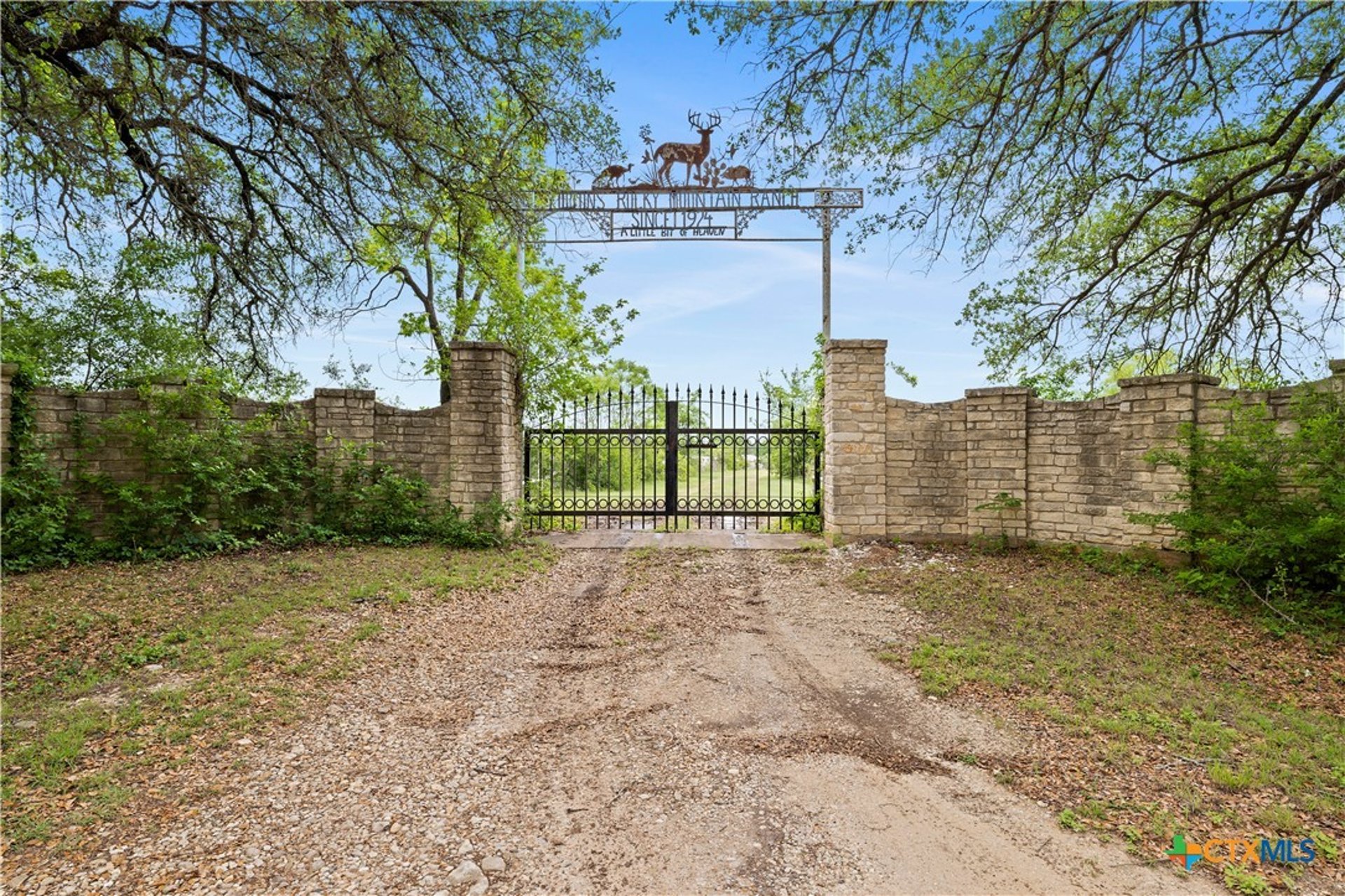 902 County Road 327