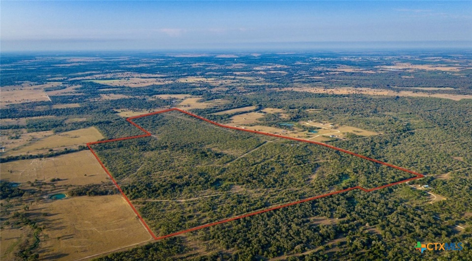 916 County Road 421, Waelder, TX, 78959