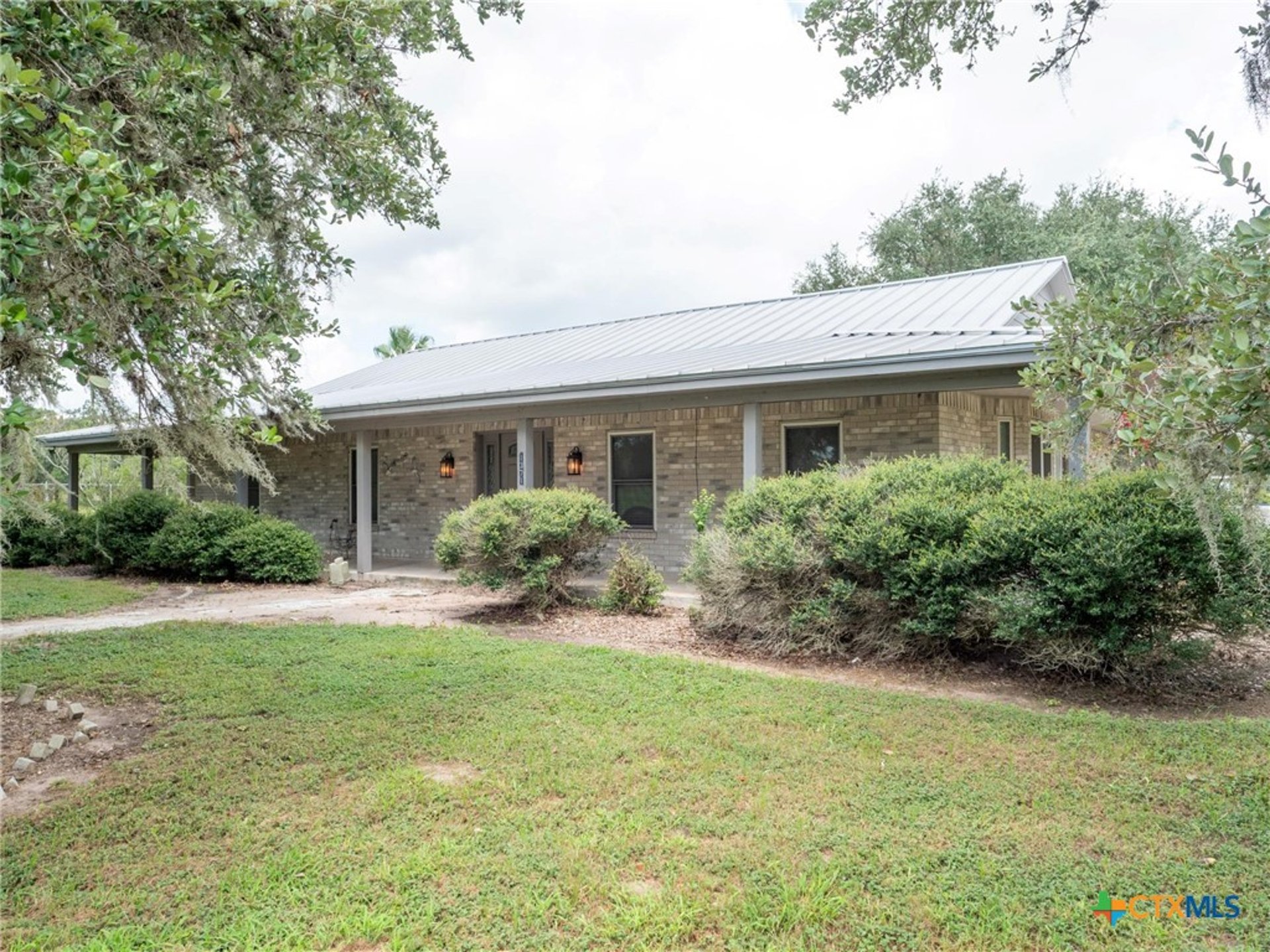 1371 Fannin Oaks