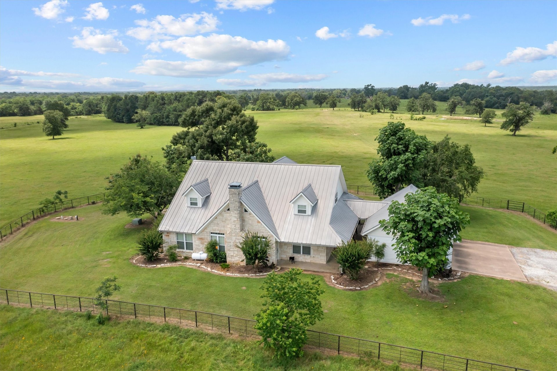 2421 FM 1280, Lovelady, TX, 75851