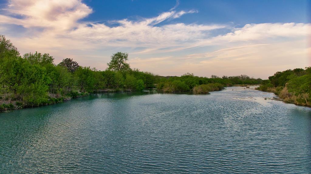 photo of ranch landscape